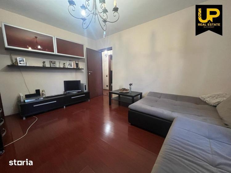 Apartament cu 3 camere semidecomandat, mobilat în Dristor