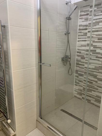 Apartament cu 3 camere semidecomandat în Ultracentral