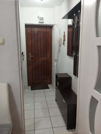 Apartament cu 2 camere semidecomandat în Decebal