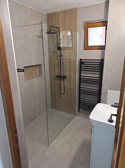 Casă cu 2 camere cu Teren 439 Mp în Iris