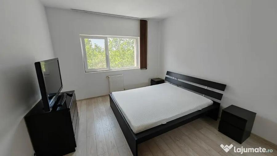 Apartament cu 2 camere decomandat, mobilat în Păcii