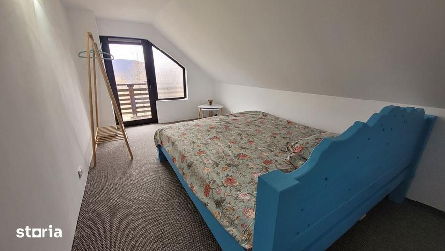 Casă cu 5 camere cu Teren 7029 Mp în Central