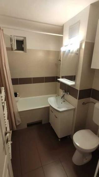 Apartament cu 2 camere decomandat în Zorilor