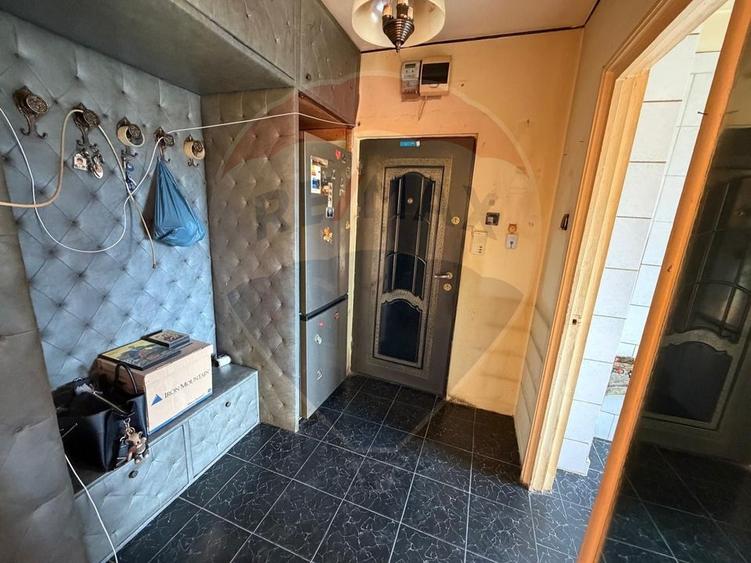 De vanzare Apartament 2 cam zona Titan - Auchan - 12