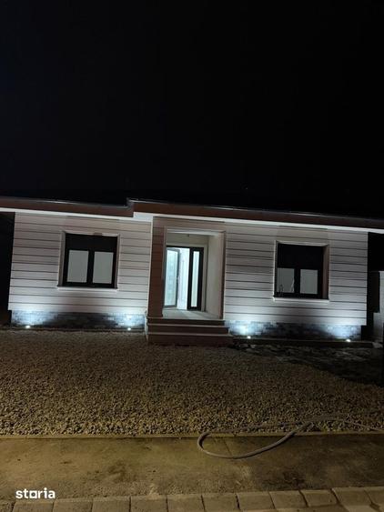 Casă cu 4 camere cu Teren 455 Mp în Central