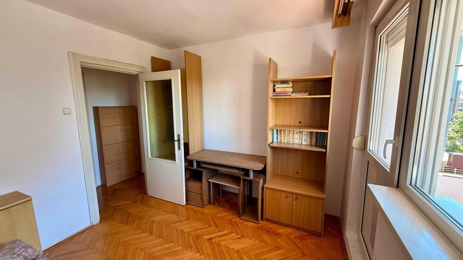 Apartament cu 2 camere decomandat în Sud