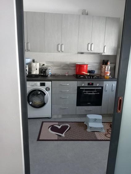 Casă cu 3 camere cu Teren 240 Mp în Central