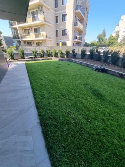 Apartament cu 3 camere decomandat în Faleza Nord