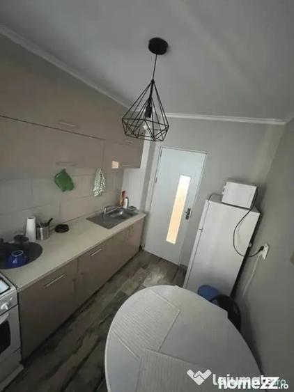 Apartament cu 2 camere decomandat, mobilat în Tomis Nord