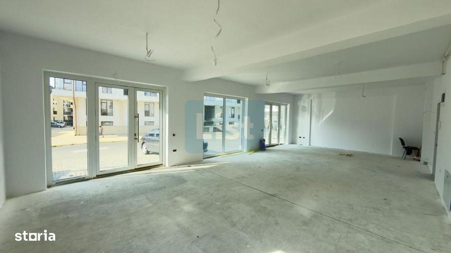 Spațiu comercial, de 64 mp, în Șelimbăr