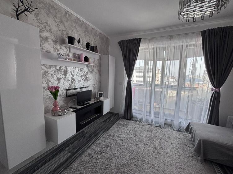 Apartament cu 2 camere decomandat în Chiajna