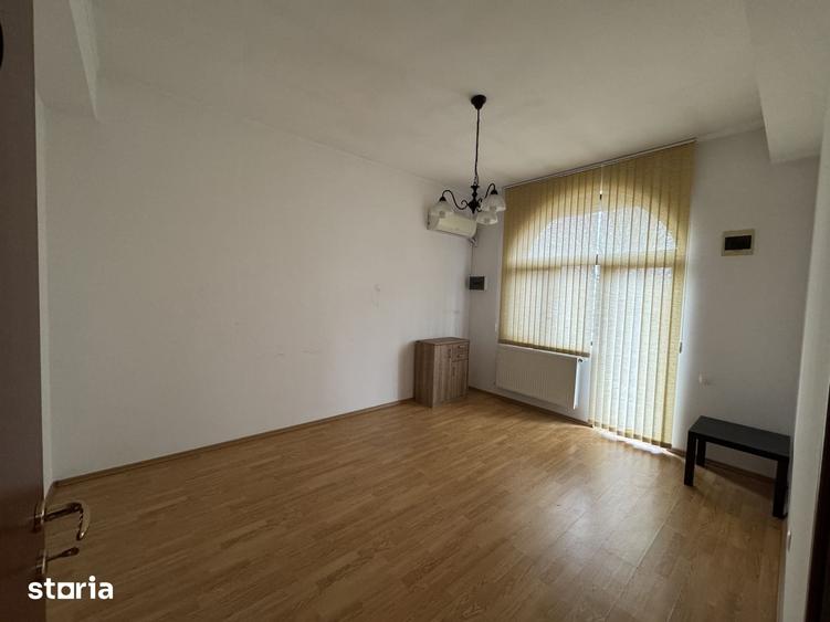 Casă cu 4 camere cu Teren 250 Mp în Chiajna
