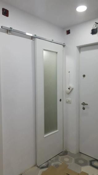 Apartament cu 4 camere decomandat în Berceni