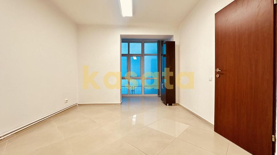 Apartament cu 3 camere decomandat în Herăstrău
