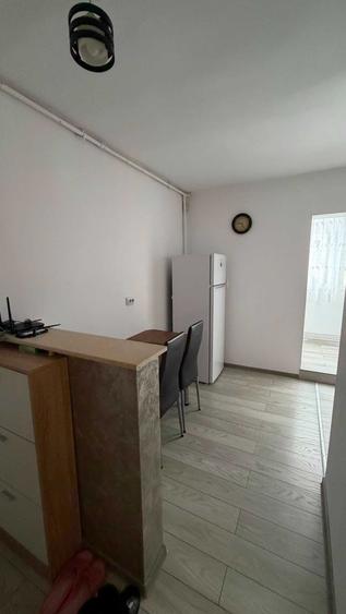Garsonieră decomandată în Florești