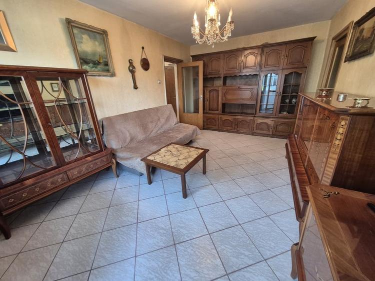 Apartament cu 2 camere semidecomandat în Turda