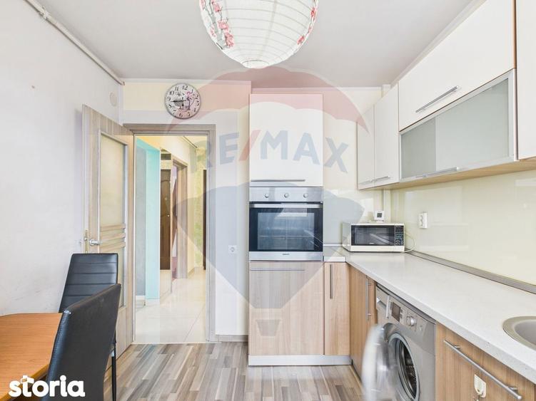 Apartament cu 3 camere, mobilat în Astra