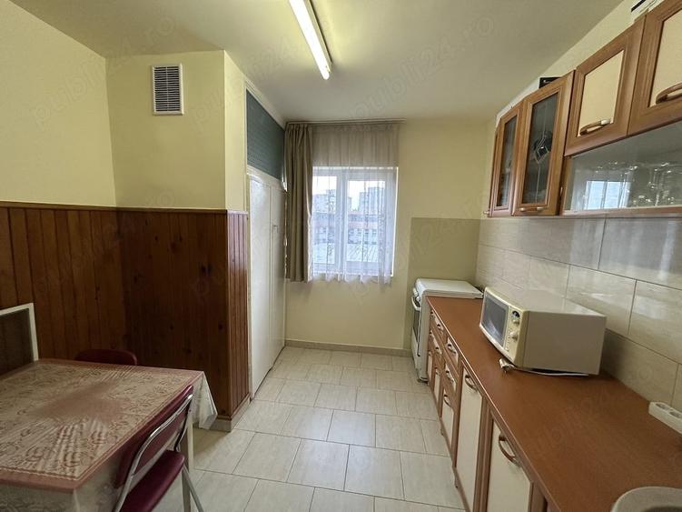 Apartament cu 3 camere decomandat în Micălaca