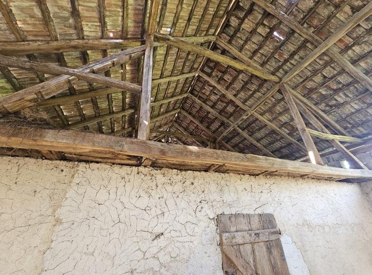 Casă individuală cu 3 camere cu Teren 962 Mp în Colești