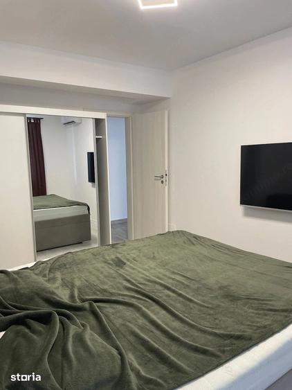 Apartament cu 3 camere decomandat în Theodor Pallady
