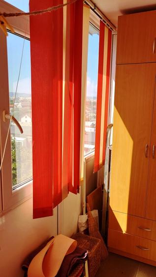 Apartament cu 2 camere decomandat în Micro 5