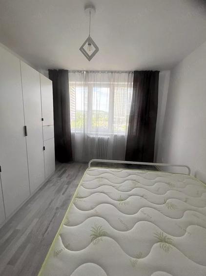 Apartament cu 3 camere semidecomandat în Mărăști