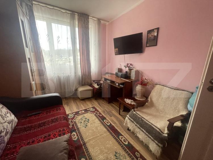 Apartament cu 3 camere decomandat, mobilat în Central
