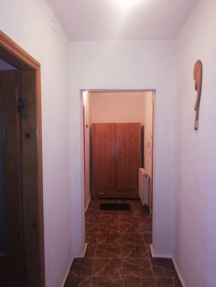 Inchiriez apartament 2 camere - 6