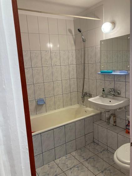 Apartament cu 2 camere semidecomandat în Brâncoveanu