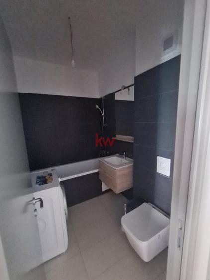 Apartament cu loc parcare, luminos, cu 2 camere, la Newton Park, Copou, Sararie - 8