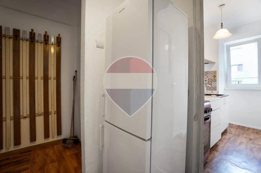 Apartament cu 2 camere semidecomandat în Florilor