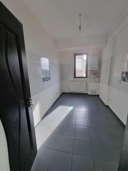 Apartament cu 2 camere semidecomandat în Chiajna