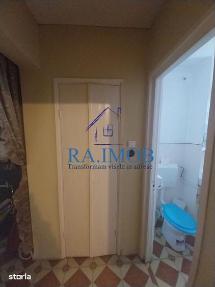 Apartament cu 2 camere decomandat în Vest