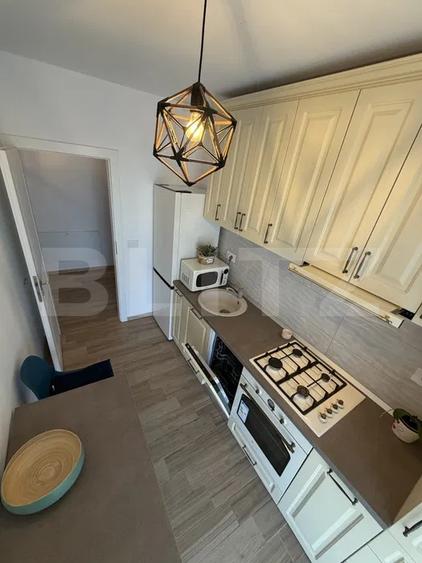 Apartament cu 2 camere decomandat, mobilat în Aradului