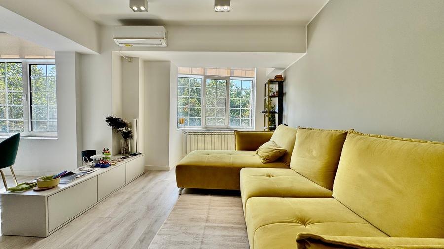 Apartament cu 2 camere semidecomandat în Unirii