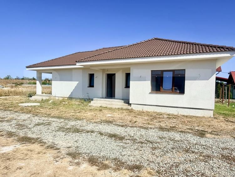 Casă individuală cu 3 camere cu Canalizare în Sebeș