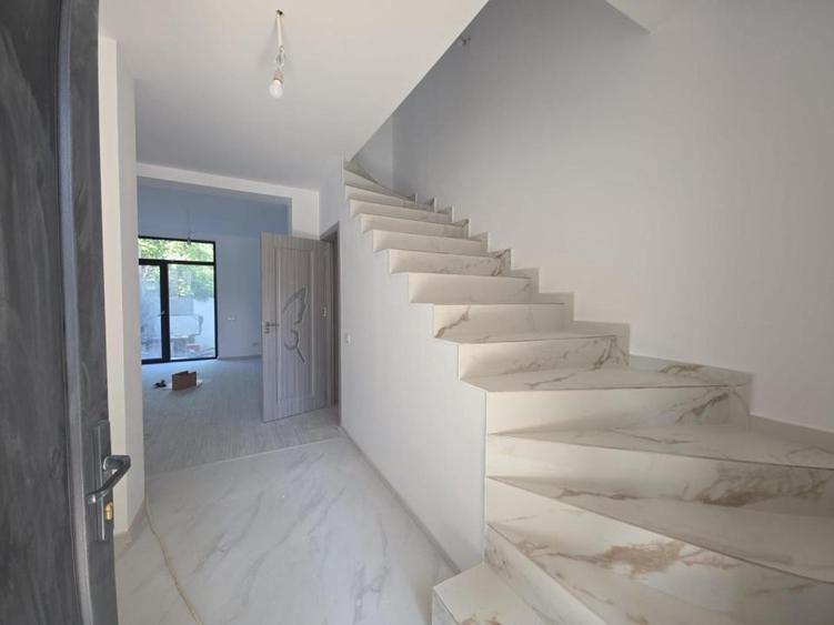 Casă cu 2 camere cu Teren 170 Mp în Chiajna