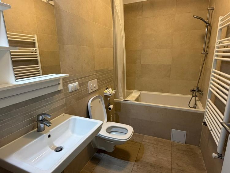 Inchiriere apartament 2 camere Kasper Coresi Brasov - 7