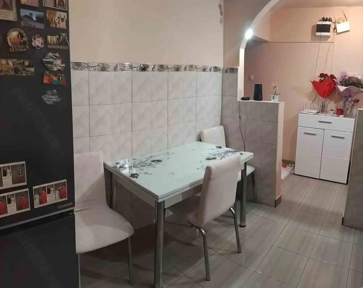 Apartament cu 2 camere semidecomandat în Micălaca