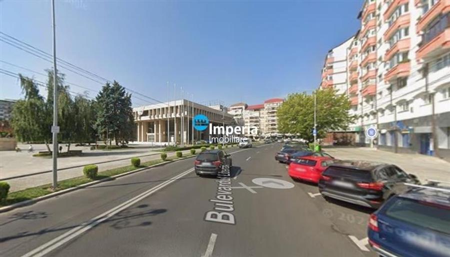 Spațiu comercial, de 270 mp, în Central