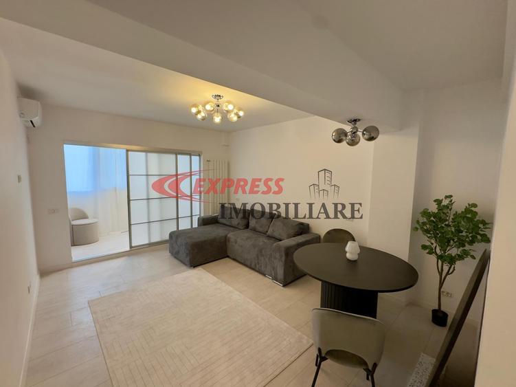 Apartament cu 2 camere decomandat în Universitate