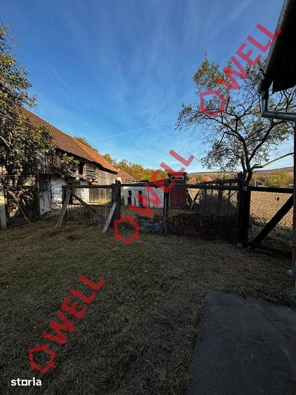 Casă cu 2 camere cu Teren 3481 Mp în Homorod