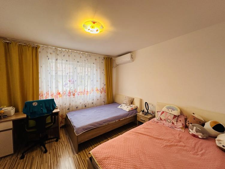 Casă cu 4 camere cu Canalizare în Chiajna