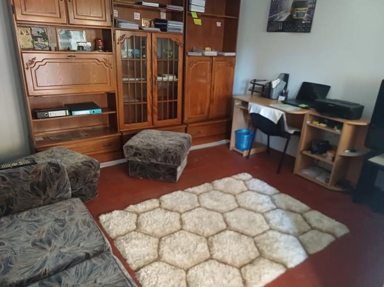 Casă cu 3 camere cu Teren 250 Mp în Central