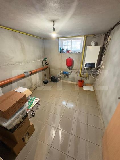 Casă individuală cu 5 camere cu Canalizare în Nord