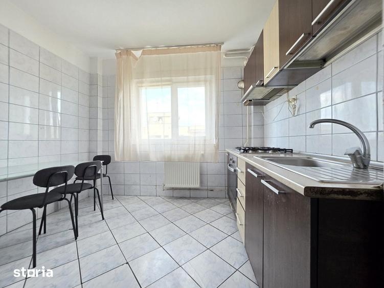 Apartament cu 3 camere în Pantelimon