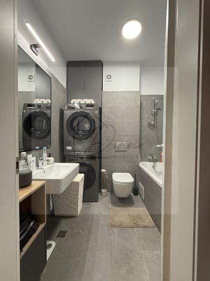 Apartament cu 3 camere decomandat în Chitila