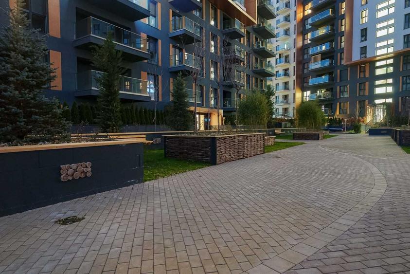 Apartament cu 2 camere decomandat în 1 Mai