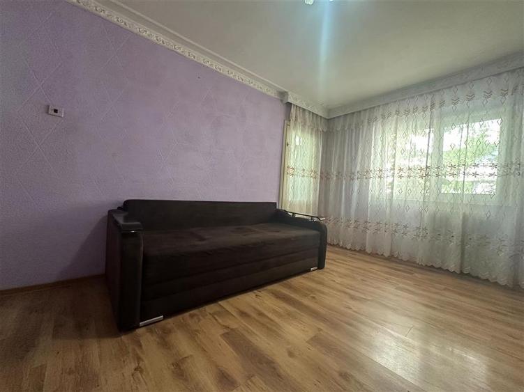 Apartament cu 2 camere decomandat în Dacia