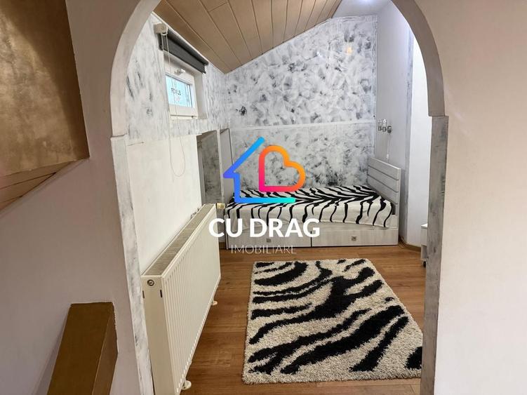Apartament cu 5 camere decomandat în Ștefan cel Mare